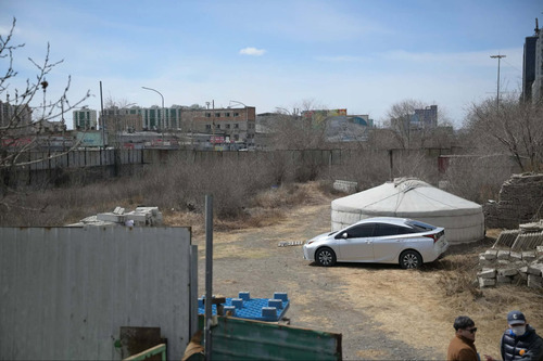 “Барс” захын хойно байрлах 2612 ам метр талбайг чөлөөлж, нийтийн эзэмшлийн ногоон байгууламж болгон тохижуулна